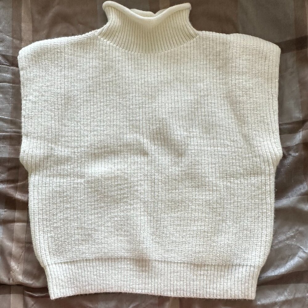 Knit vest